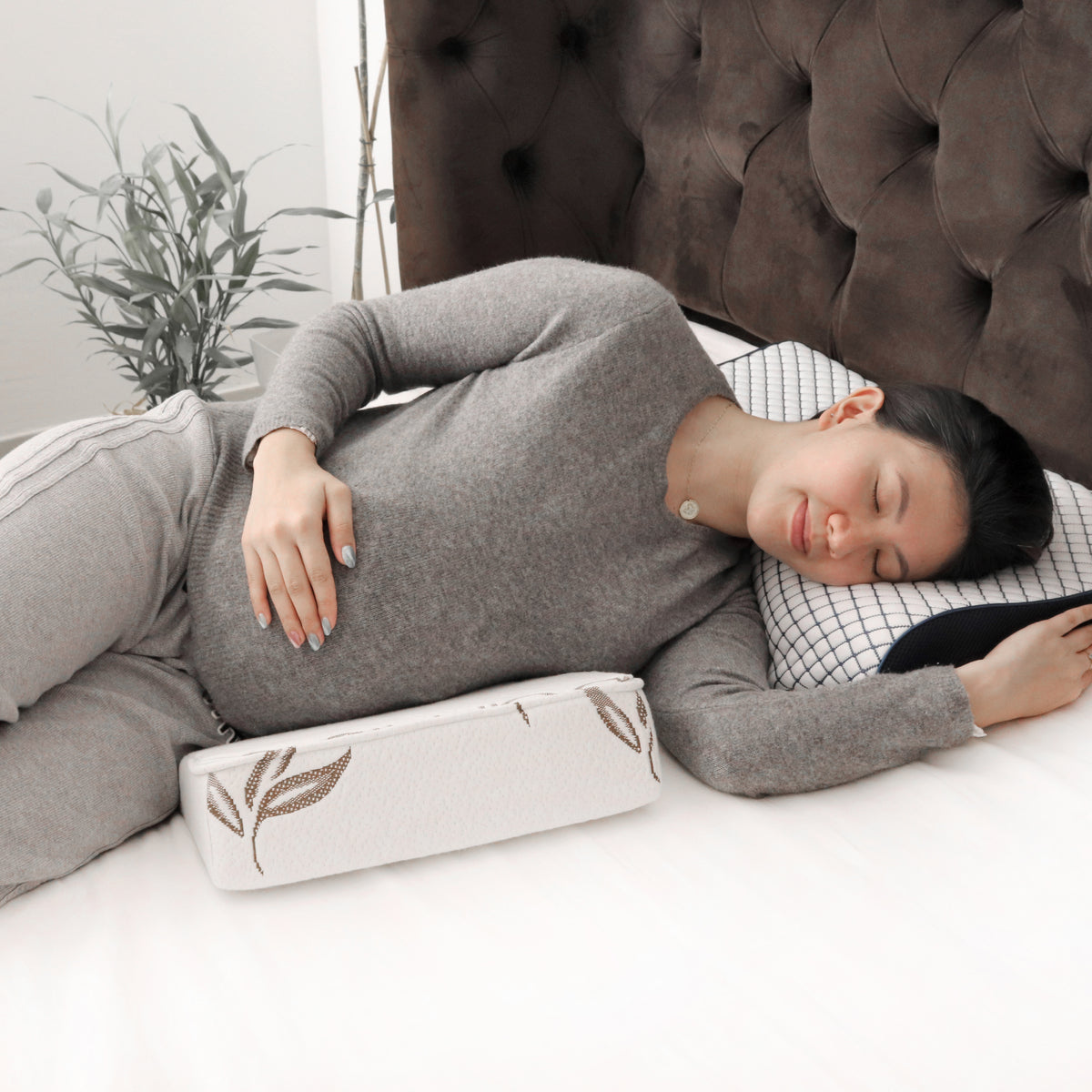 MOON Pregnancy wedge pillow — The Moon Brand product image