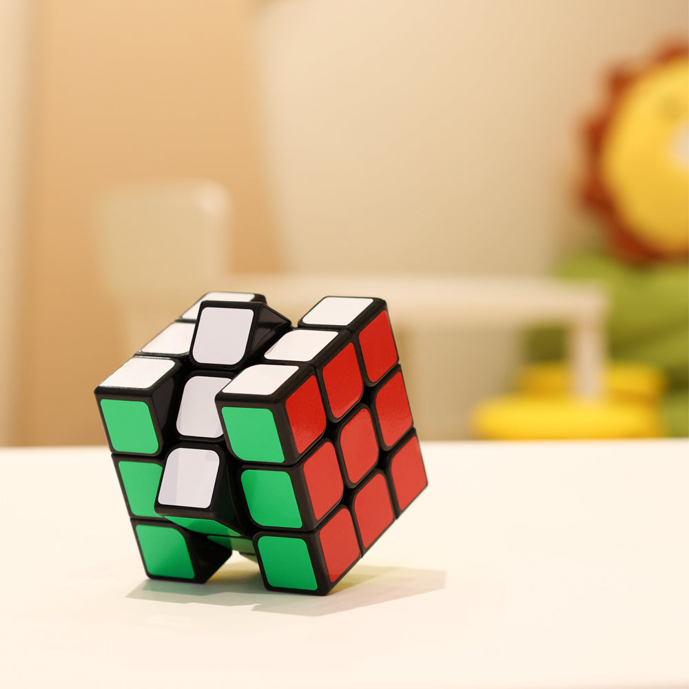 MOON 5.6cm Magic Cube,black and white 
mixed
