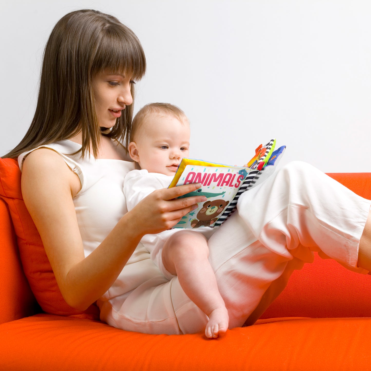MOON Perky Playmat (Jungle) / MOON Organic Feeding Nursing Pillow (White, Organic Fabric) / MOON Soft Cloth Book (Animals)